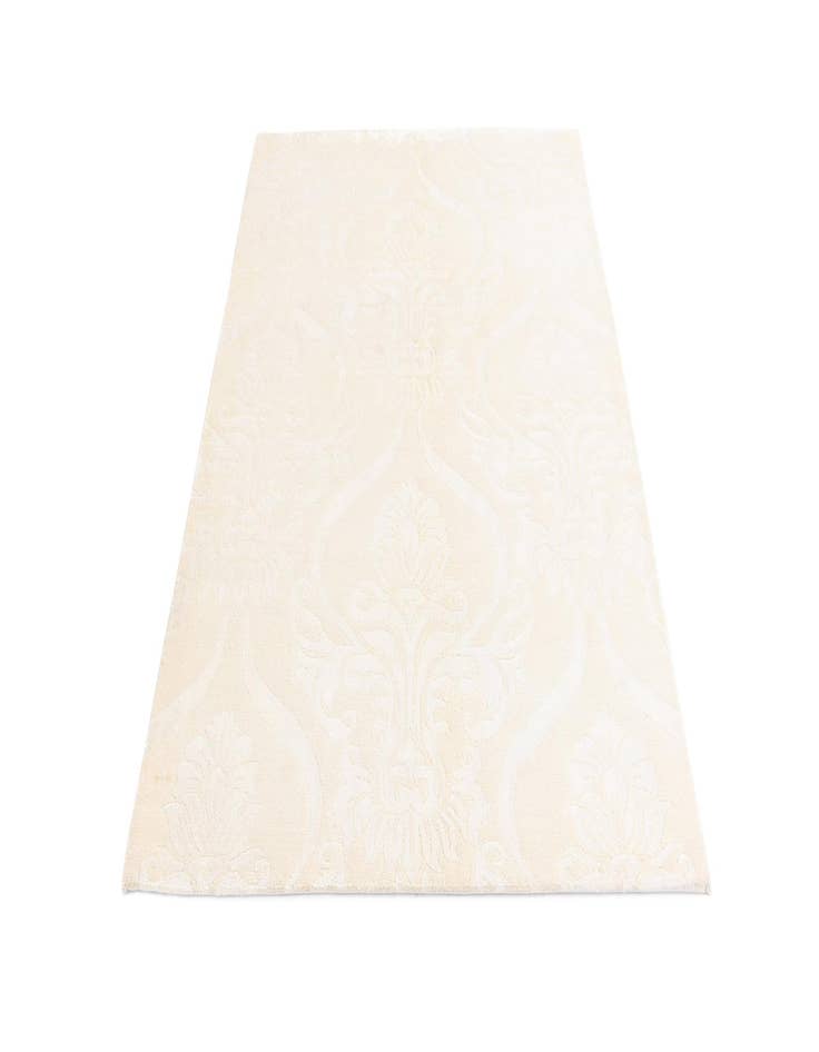 Detail image of 4' 1 x 6' Darya Rug