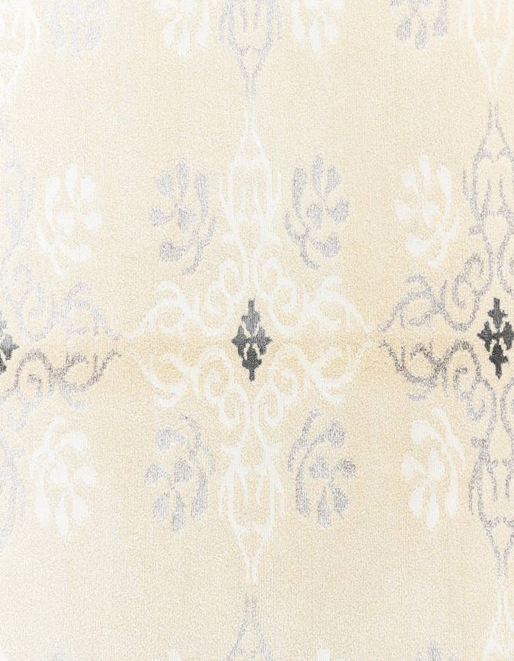 Detail image of 4' 3 x 6' Darya Rug