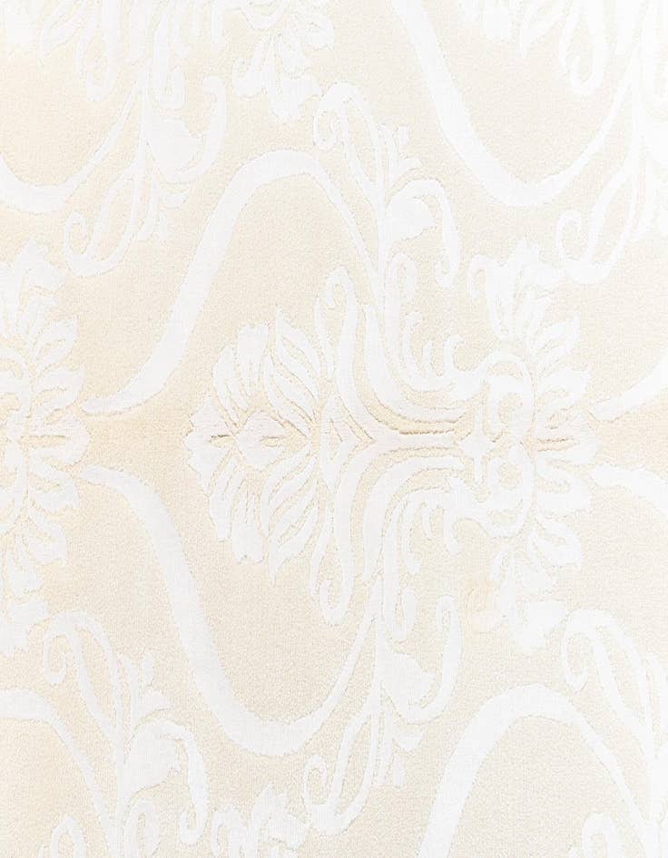 Detail image of 3' 11 x 5' 9 Darya Rug