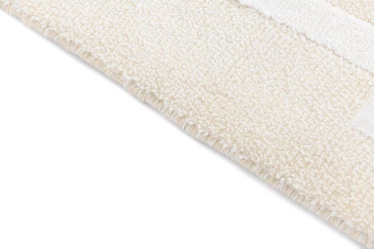 Detail image of 3' 11 x 5' 11 Darya Rug