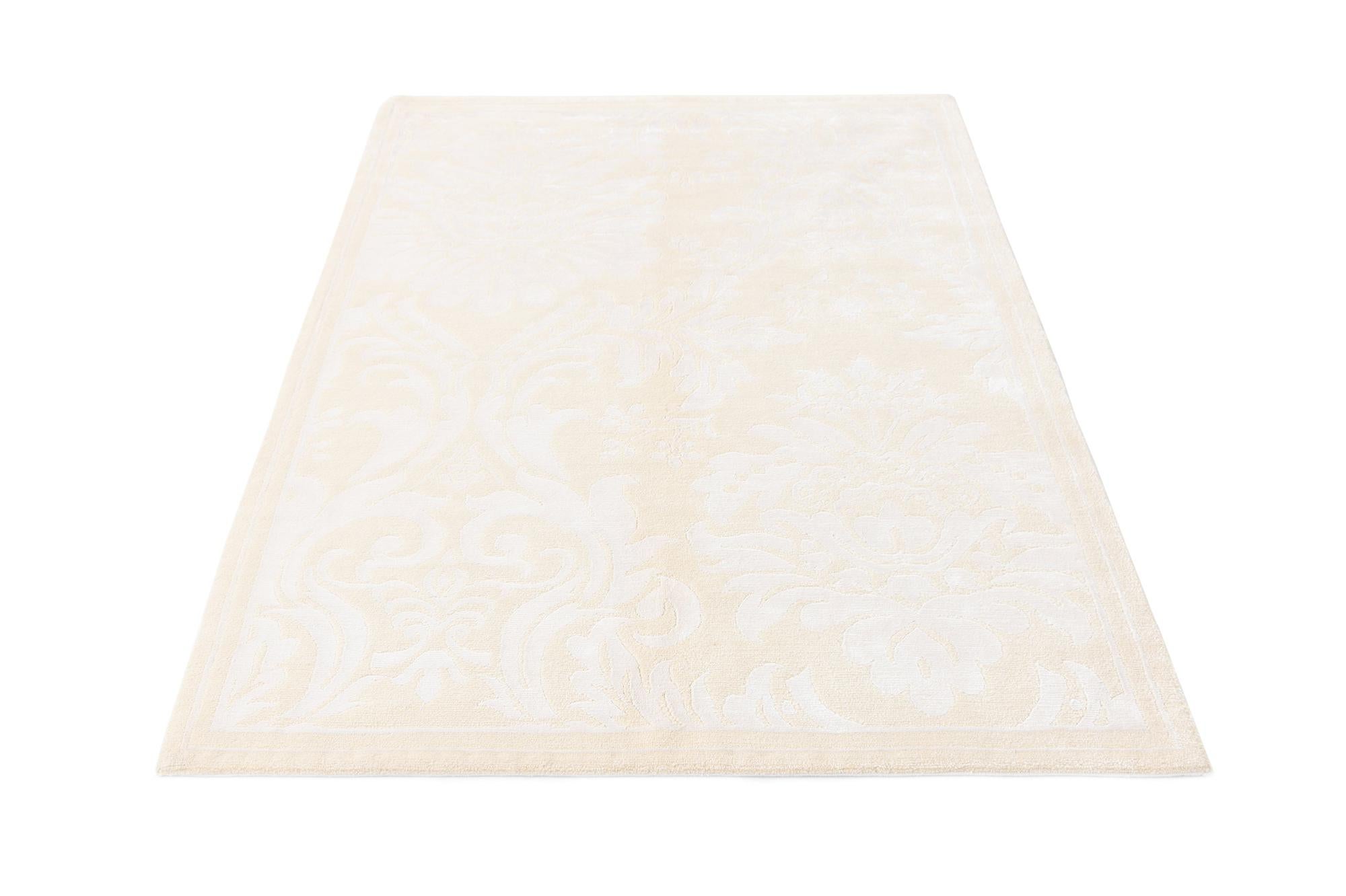 4' 2 x 6' Darya Rug