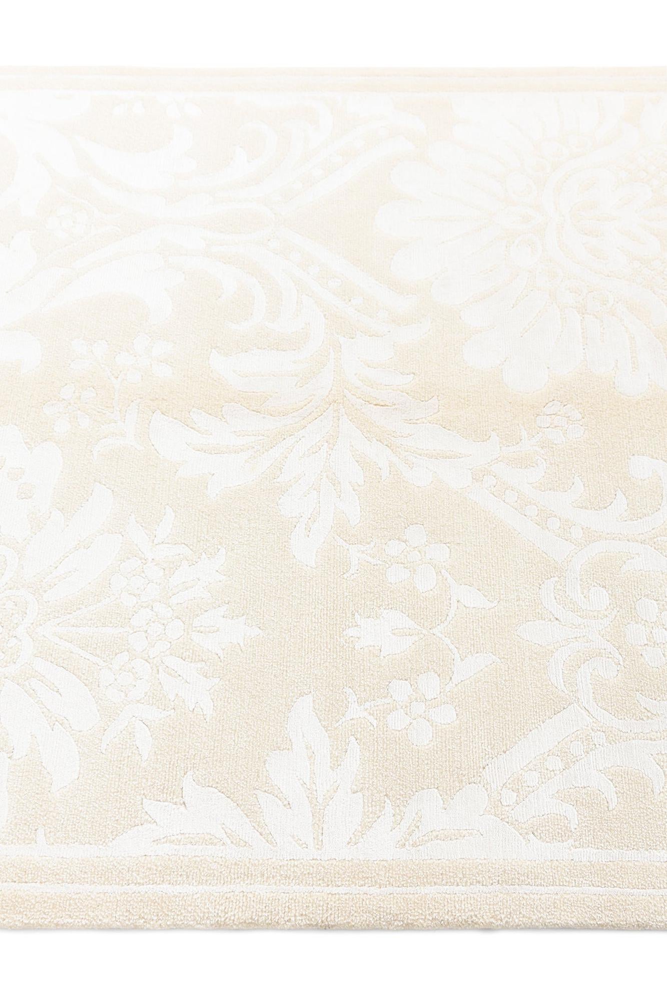 4' 2 x 6' Darya Rug