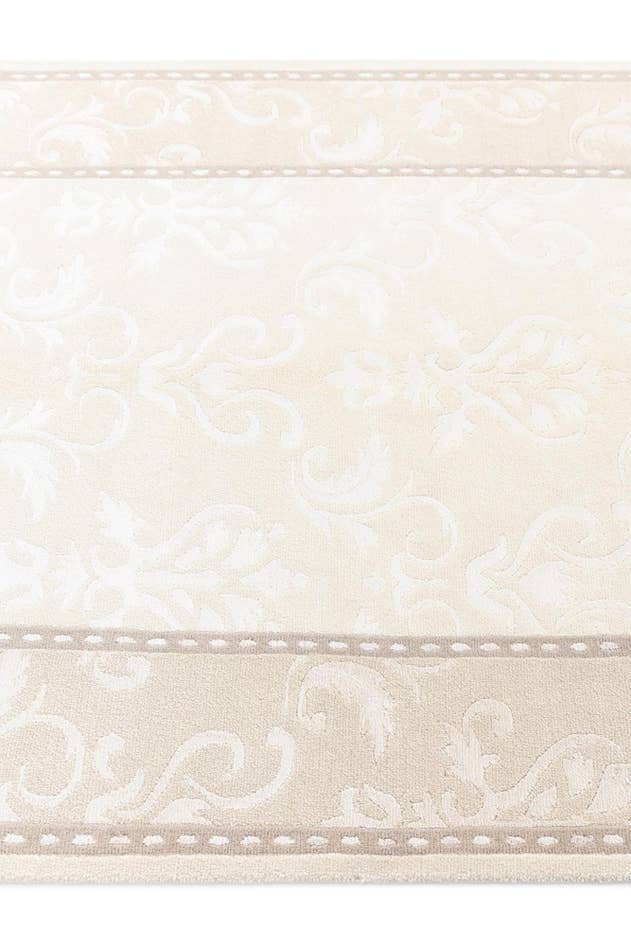 Detail image of 4' 1 x 5' 11 Darya Rug