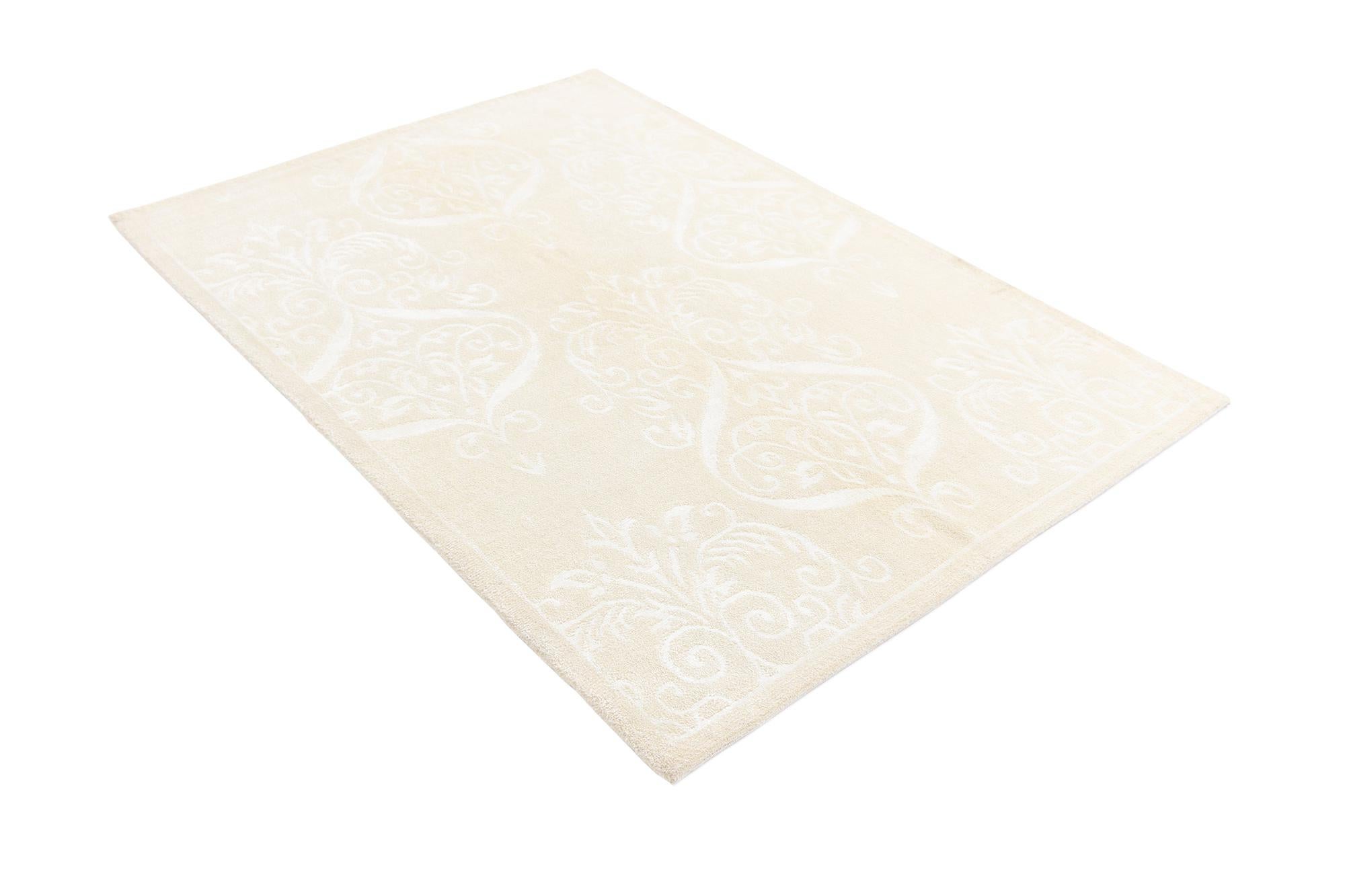 4' 2 x 5' 11 Darya Rug