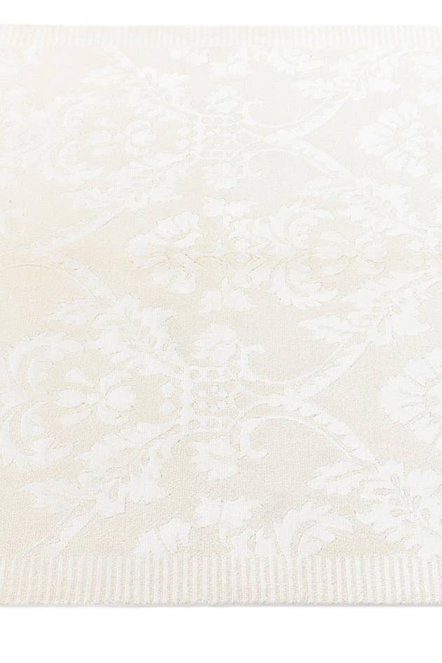 Detail image of 4' x 6' Darya Rug