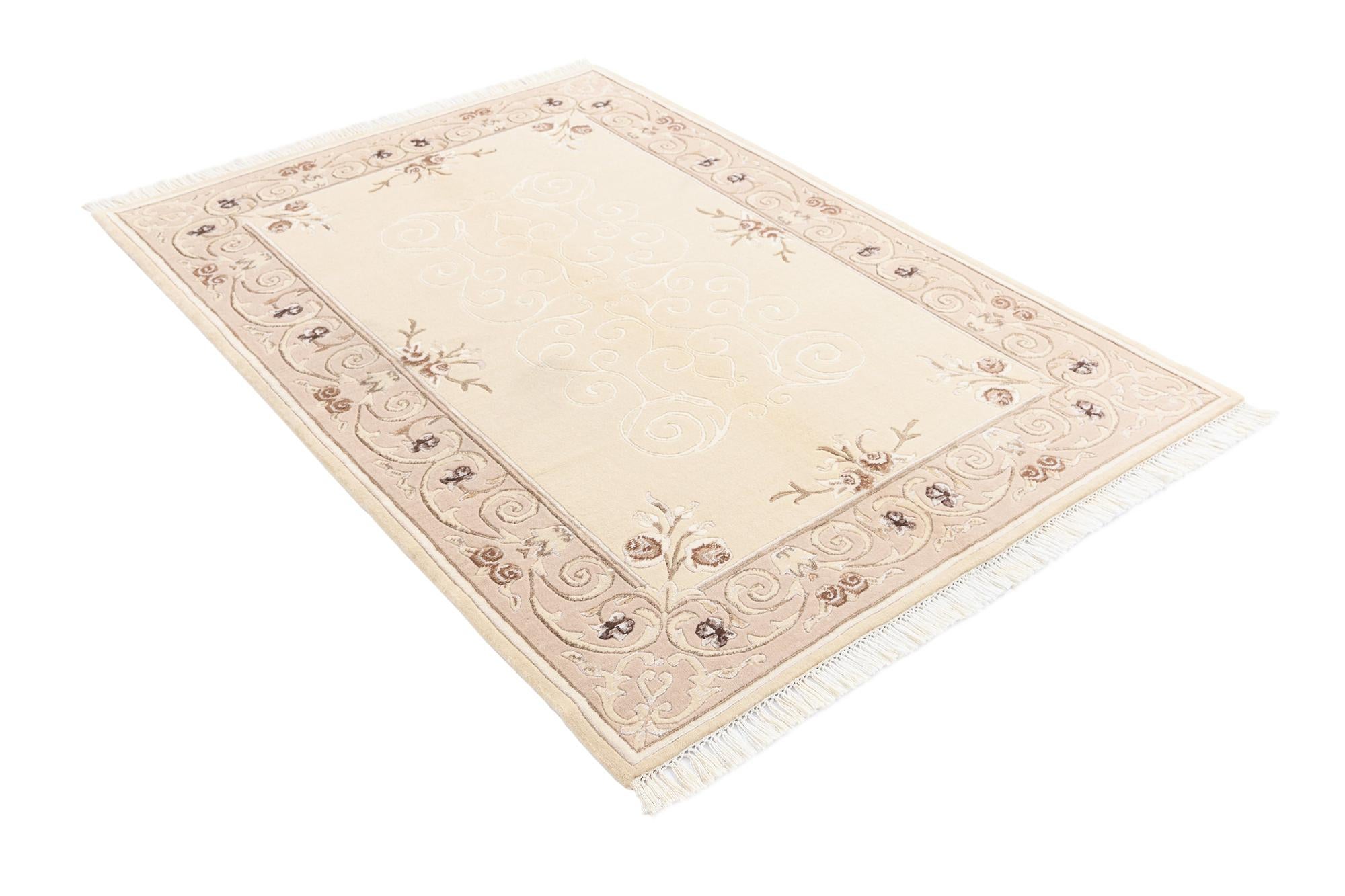 4' x 6' 2 Darya Rug
