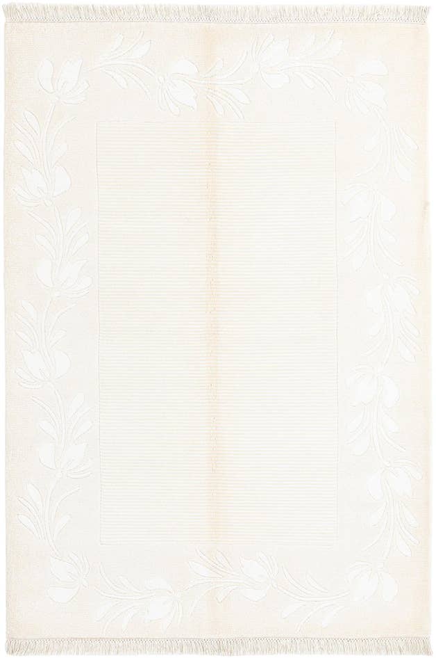 Detail image of 3' 11 x 6' Darya Rug