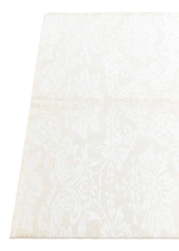 4' 8 x 6' Darya Rug