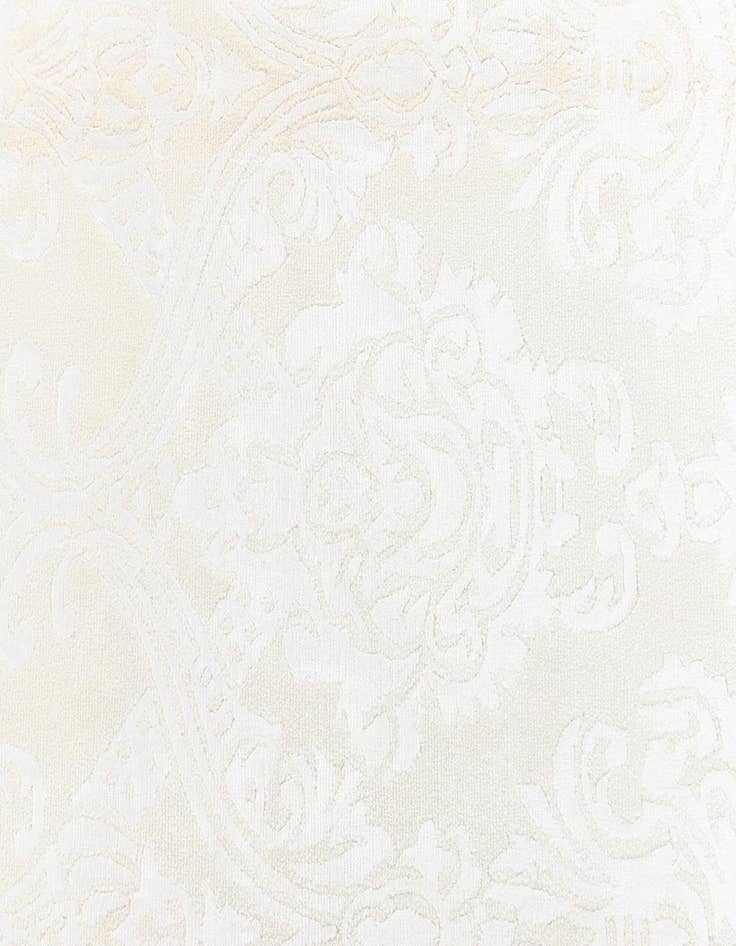 Detail image of 4' 1 x 6' Darya Rug