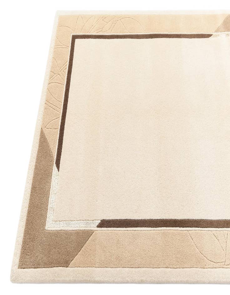 Detail image of 4' 4 x 6' 2 Darya Rug