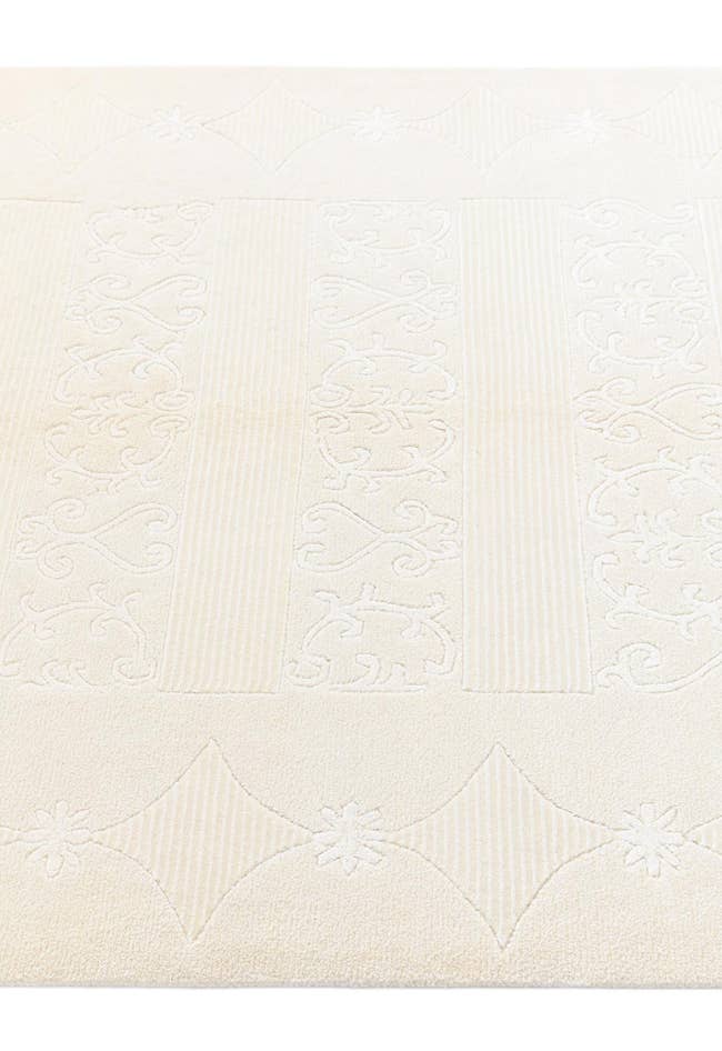 Detail image of 4' x 6' 1 Darya Rug