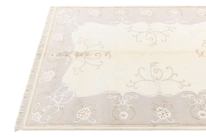 4' x 6' 1 Darya Rug
