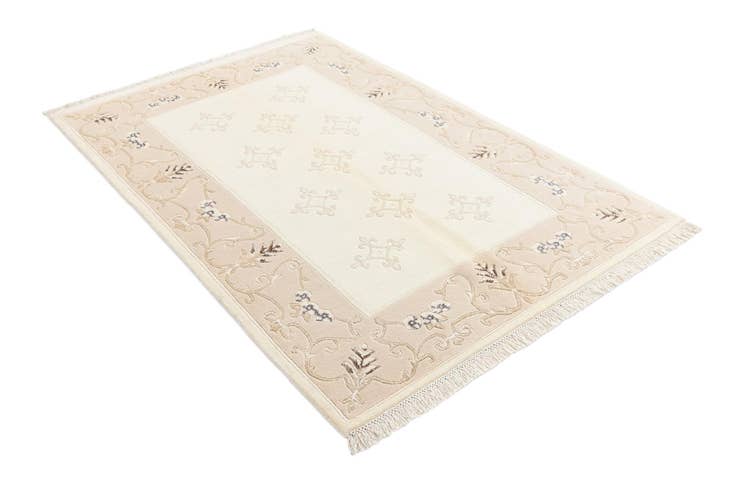Detail image of 4' x 6' 2 Darya Rug