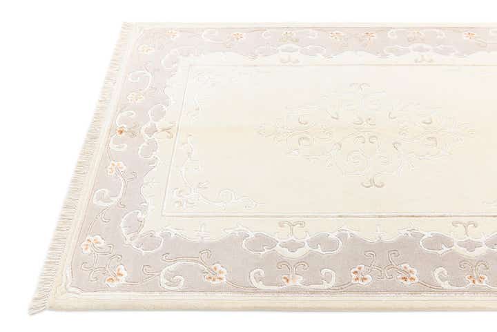 4' 2 x 6' 3 Darya Rug