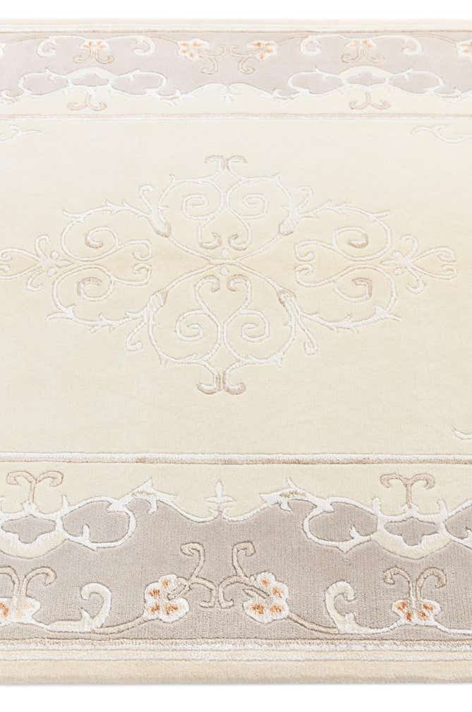 4' 2 x 6' 3 Darya Rug
