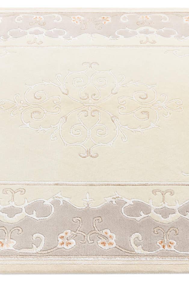 Detail image of 4' 2 x 6' 3 Darya Rug