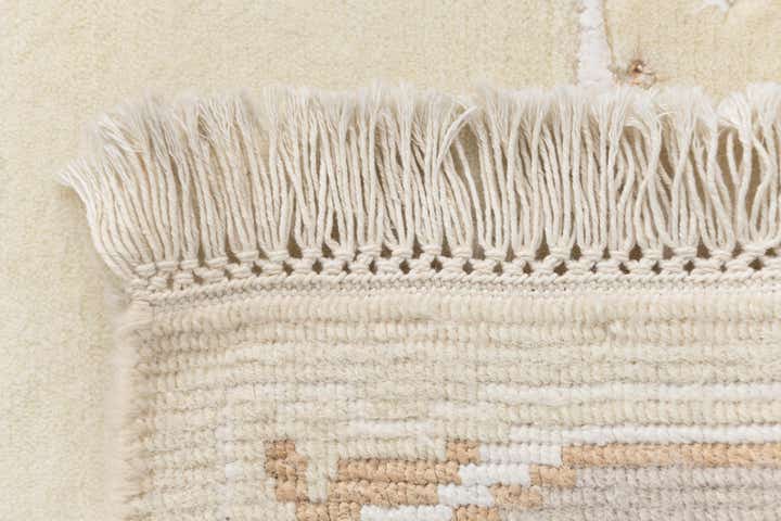 4' 2 x 6' 3 Darya Rug