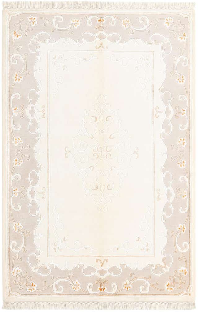 4' 2 x 6' 3 Darya Rug