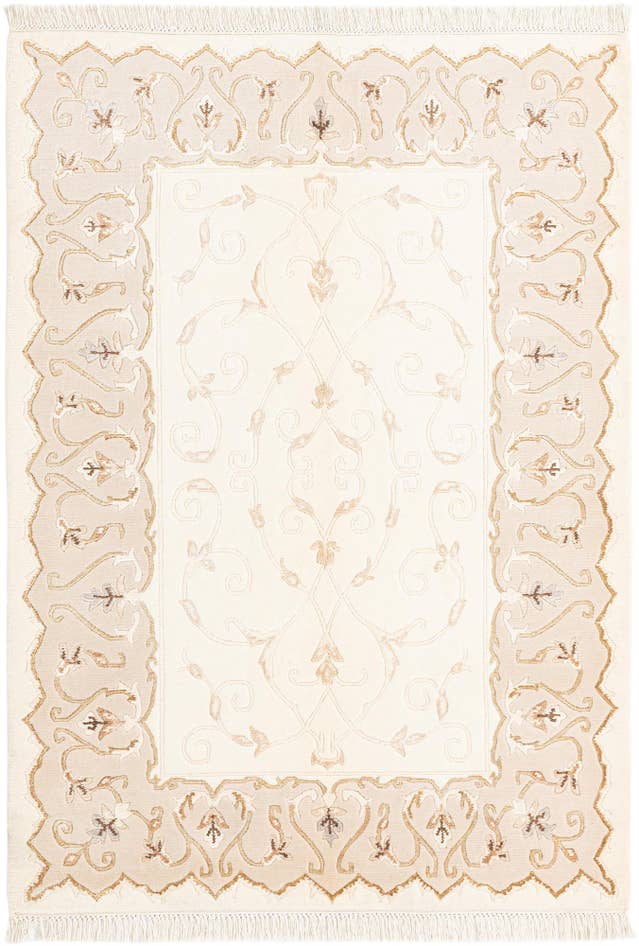 Detail image of 4' x 5' 10 Darya Rug