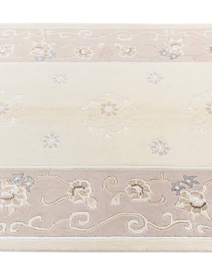 Detail image of 4' x 6' Darya Rug