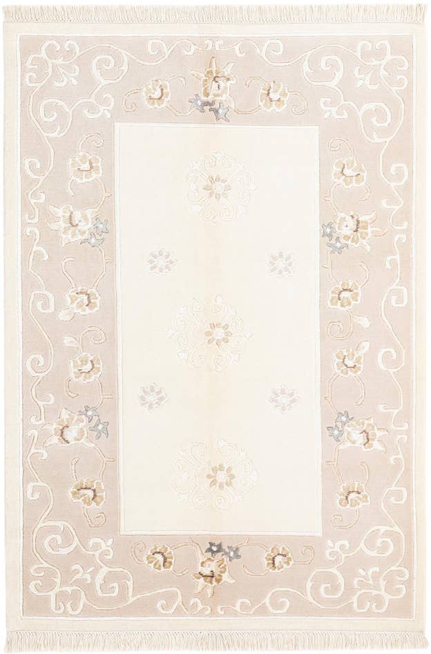 Detail image of 4' x 6' Darya Rug
