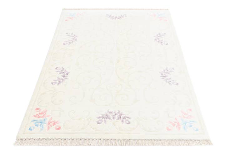 Detail image of 3' 11 x 5' 11 Darya Rug