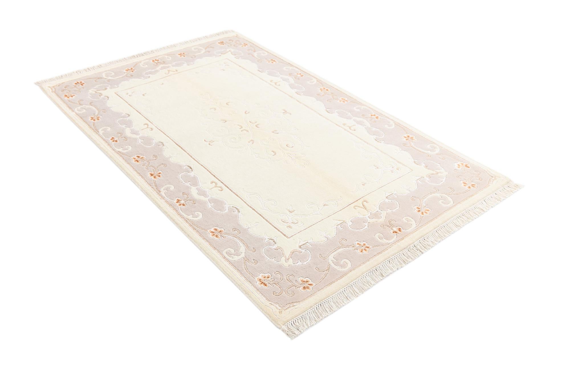 3' 11 x 6' 3 Darya Rug