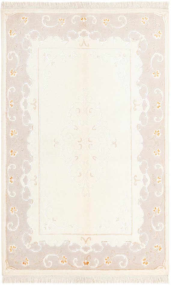Detail image of 3' 11 x 6' 3 Darya Rug