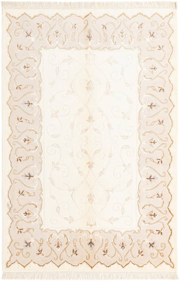 Detail image of 4' x 6' Darya Rug