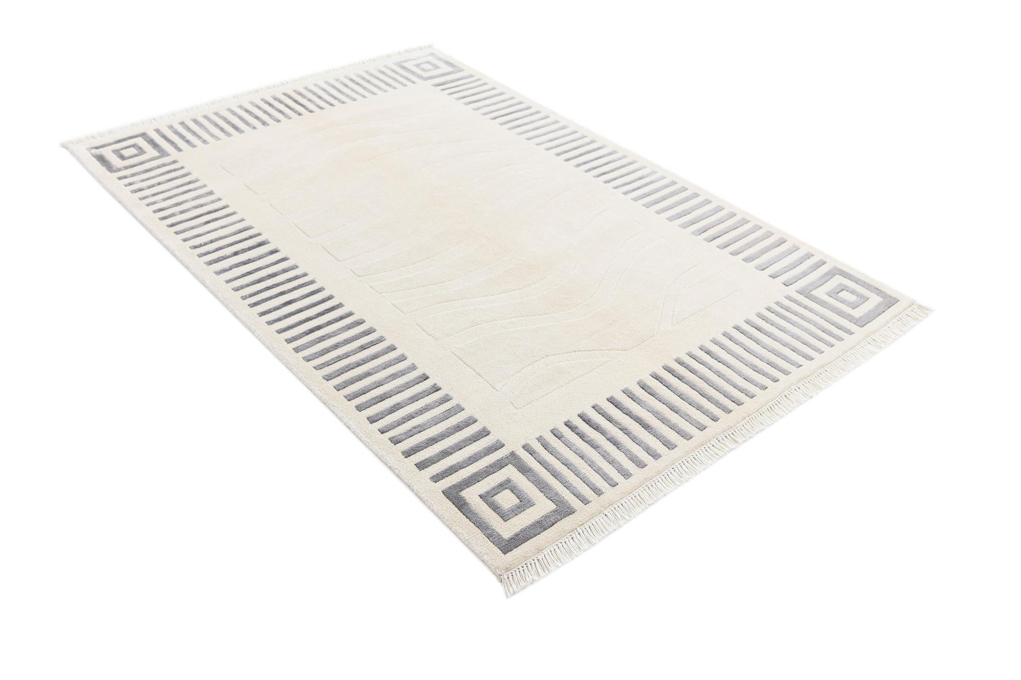 4' x 5' 11 Darya Rug
