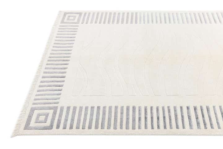 4' x 5' 11 Darya Rug