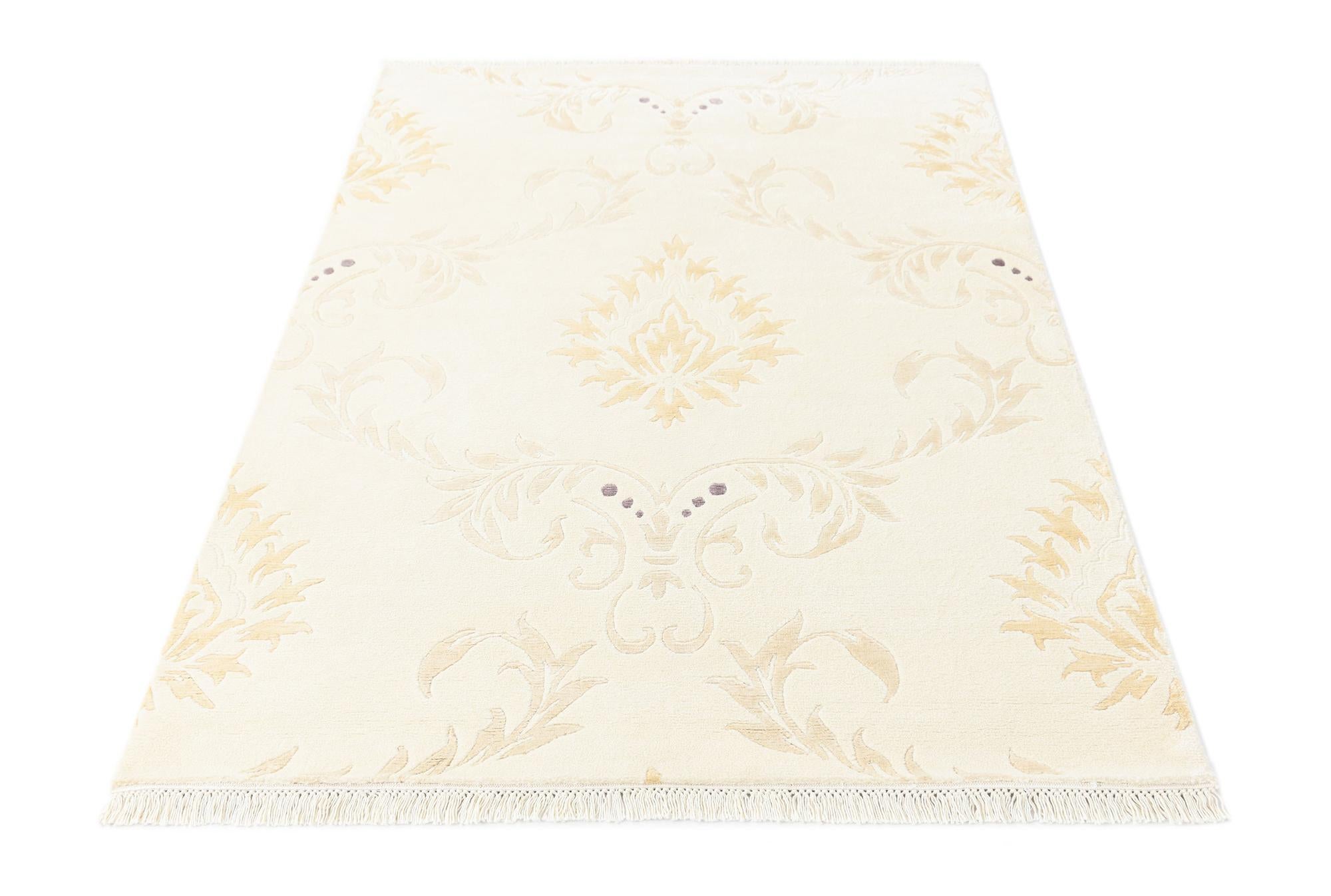 4' x 6' Darya Rug
