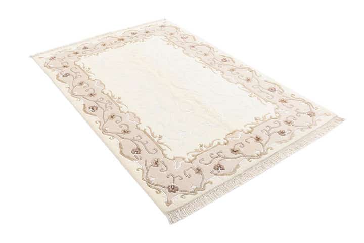 4' 1 x 6' 1 Darya Rug