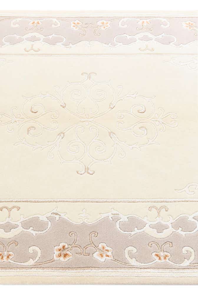 4' x 5' 11 Darya Rug