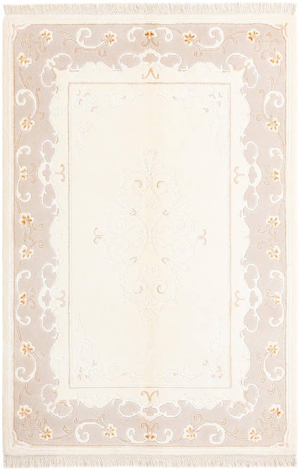 Detail image of 4' x 5' 11 Darya Rug