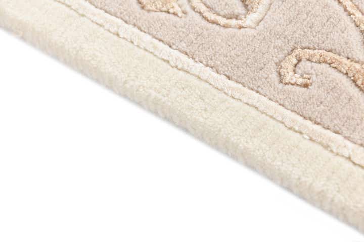 4' x 6' Darya Rug