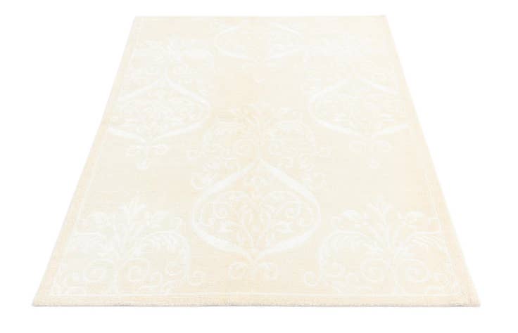 Detail image of 4' 1 x 6' 2 Darya Rug