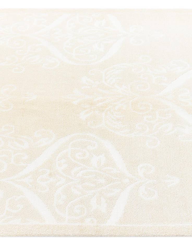 Detail image of 4' 1 x 6' 2 Darya Rug