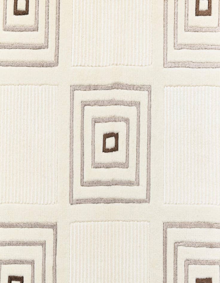 Detail image of 3' 10 x 6' 3 Darya Rug