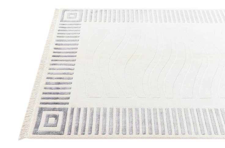 Detail image of 3' 11 x 5' 10 Darya Rug