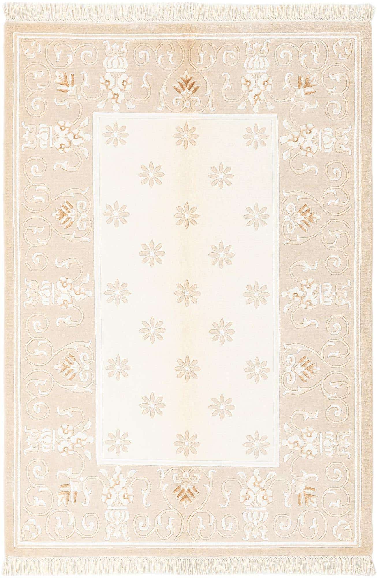 4' 1 x 5' 11 Darya Rug