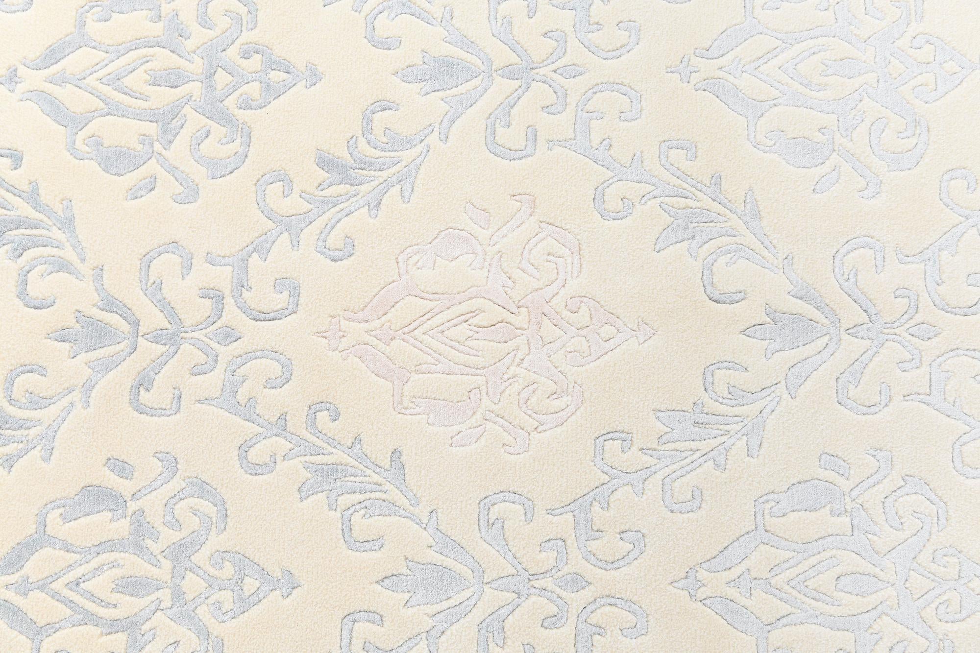 3' 10 x 5' 10 Darya Rug