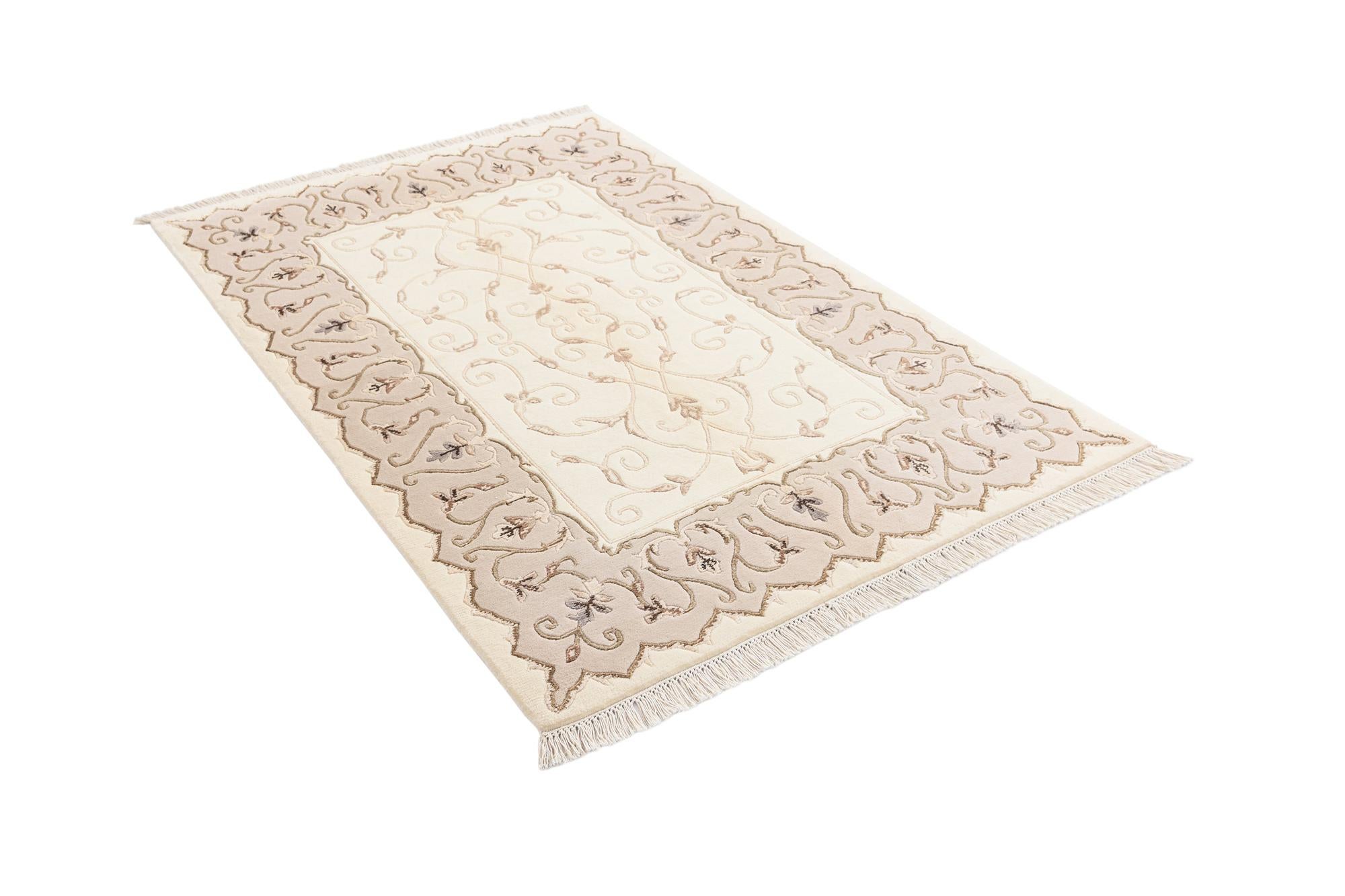 3' 11 x 6' Darya Rug