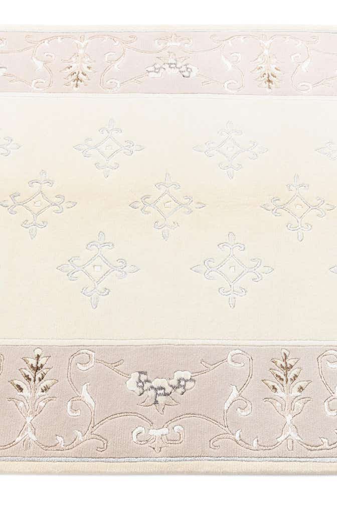4' x 5' 11 Darya Rug