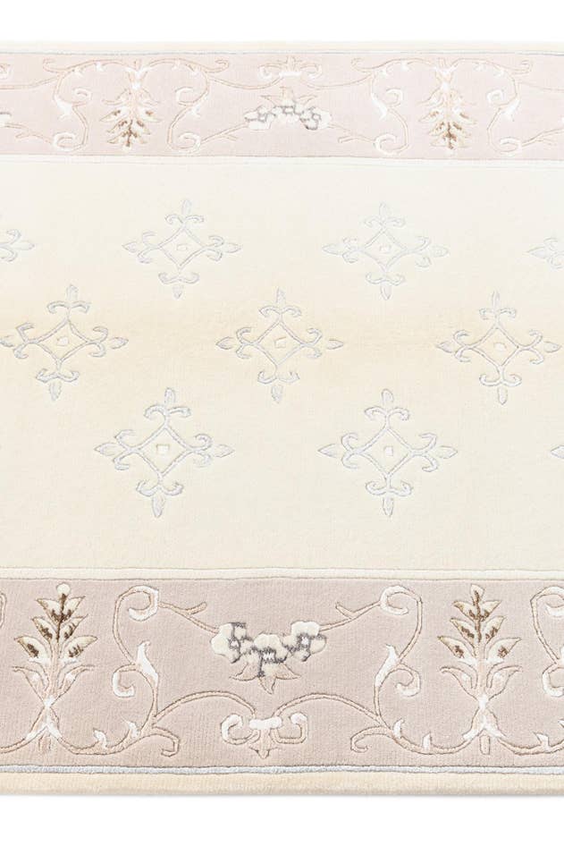 Detail image of 4' x 5' 11 Darya Rug