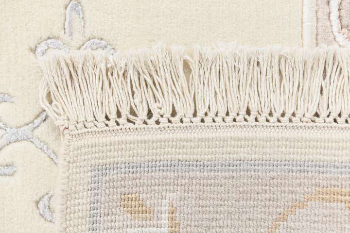 4' x 5' 11 Darya Rug