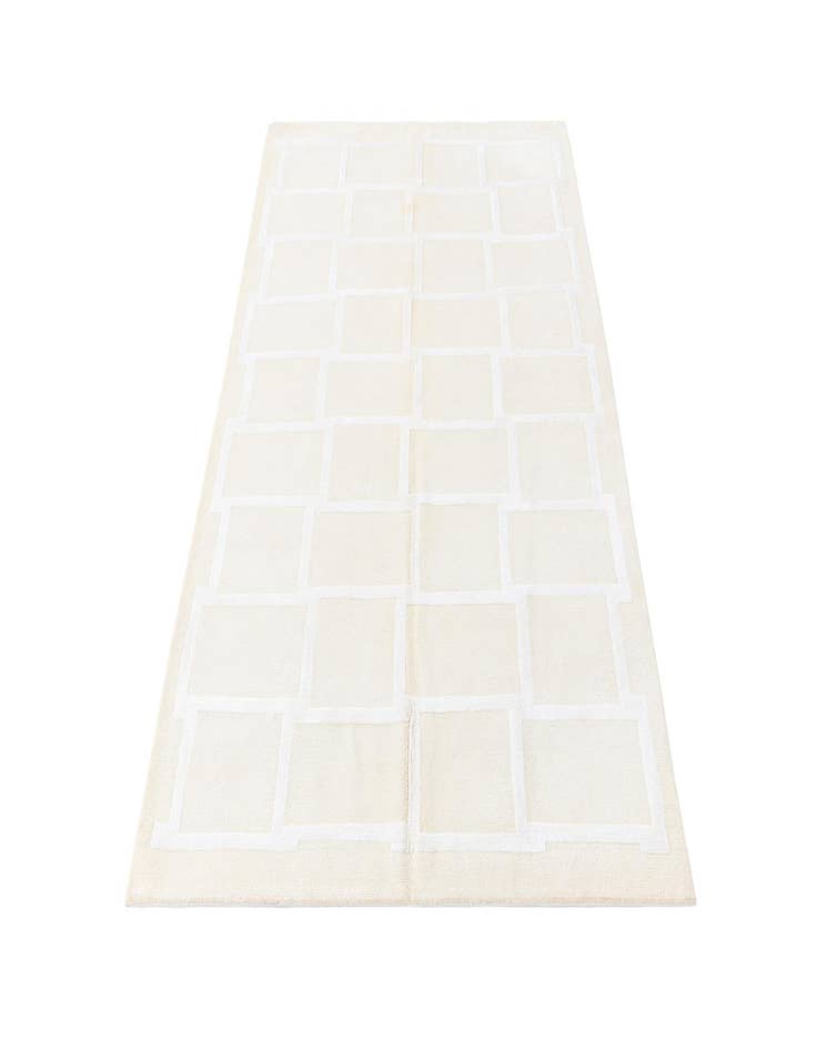 Detail image of 3' 11 x 5' 10 Darya Rug