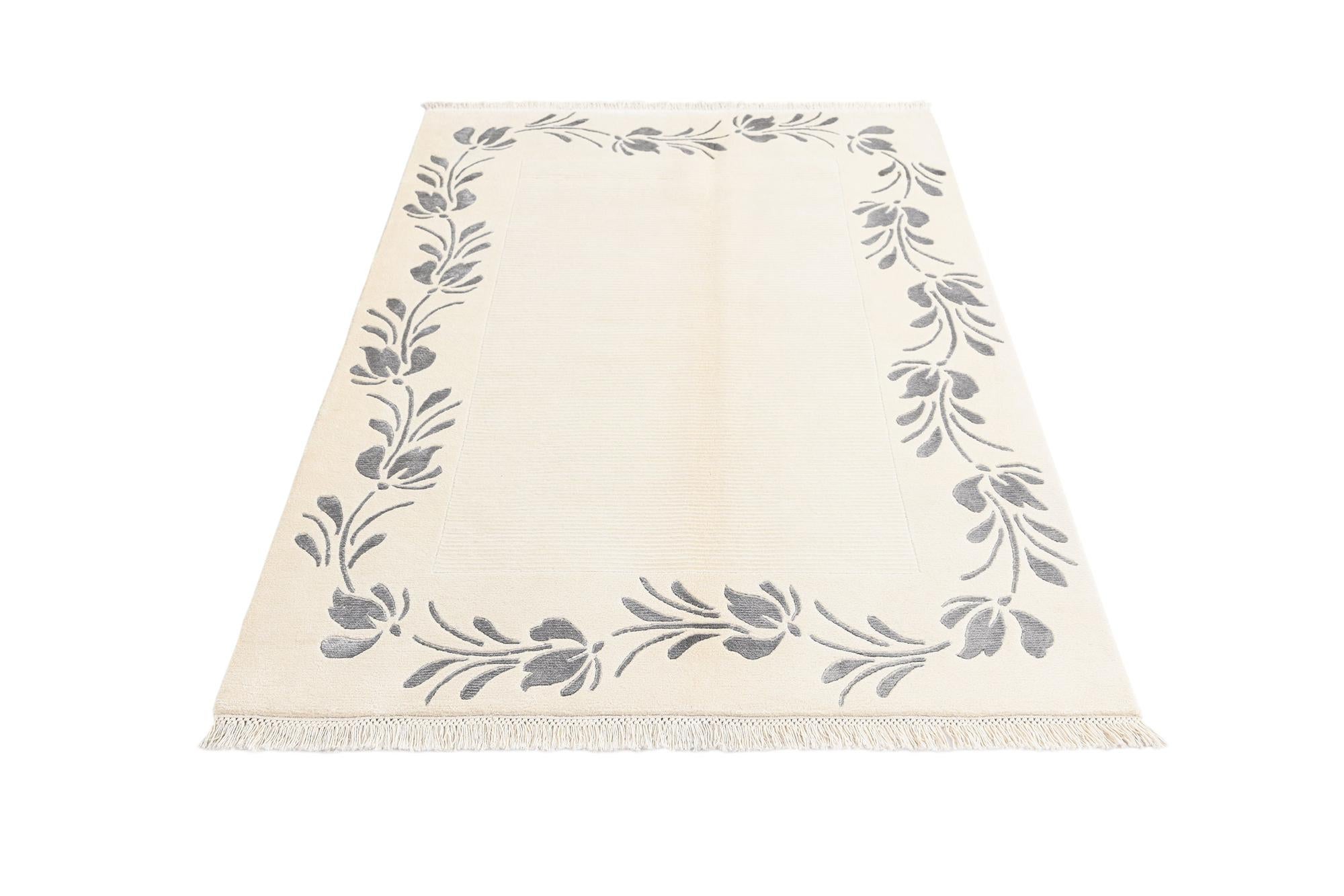 3' 11 x 6' Darya Rug