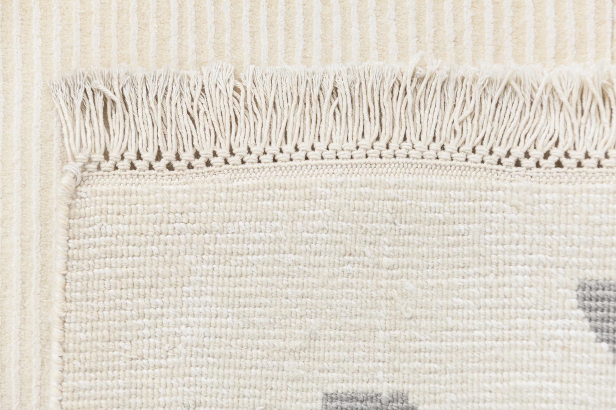 3' 11 x 6' Darya Rug