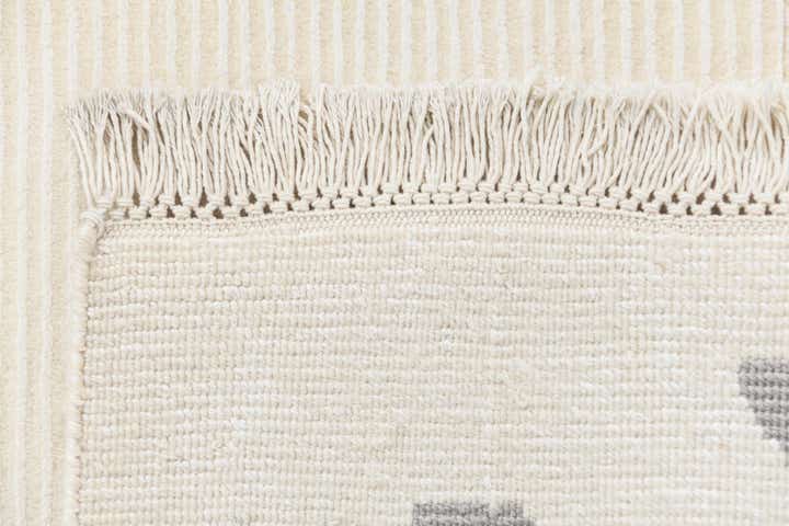 3' 11 x 6' Darya Rug